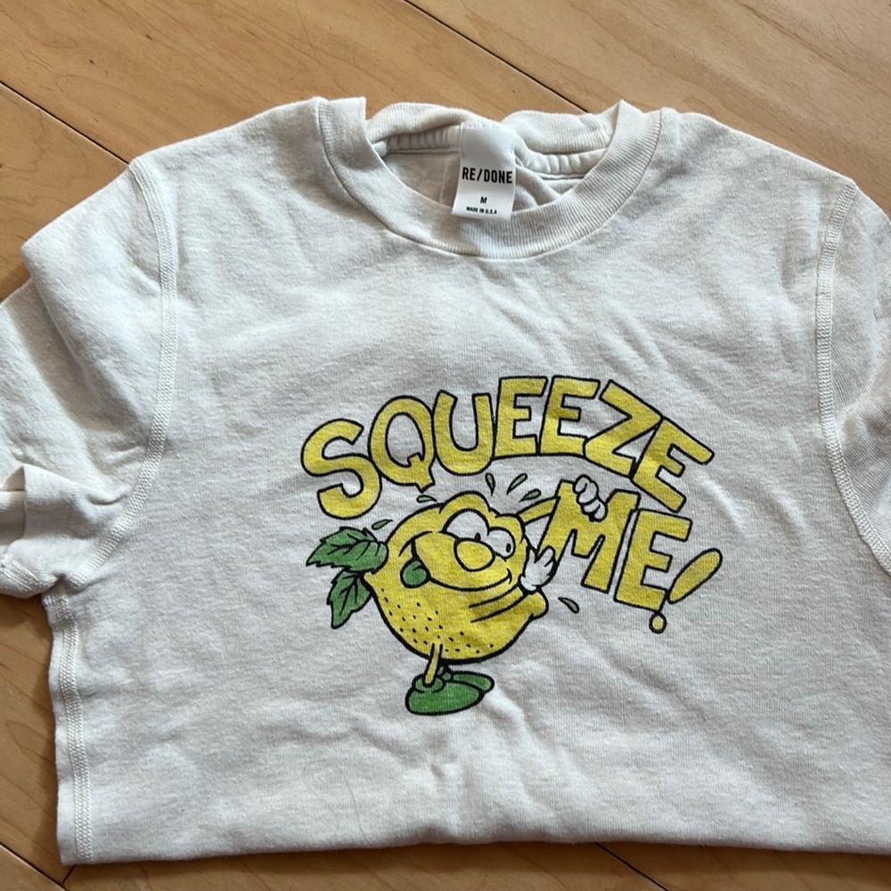 REDONE SQUEEZE ME TEE